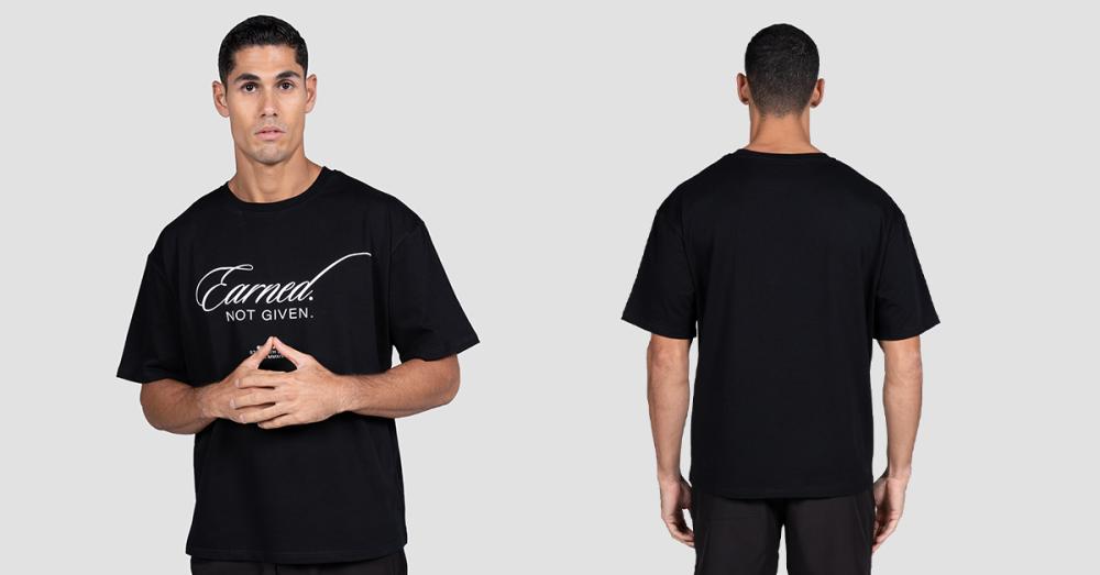 Earned T-shirt Black - GymBeam