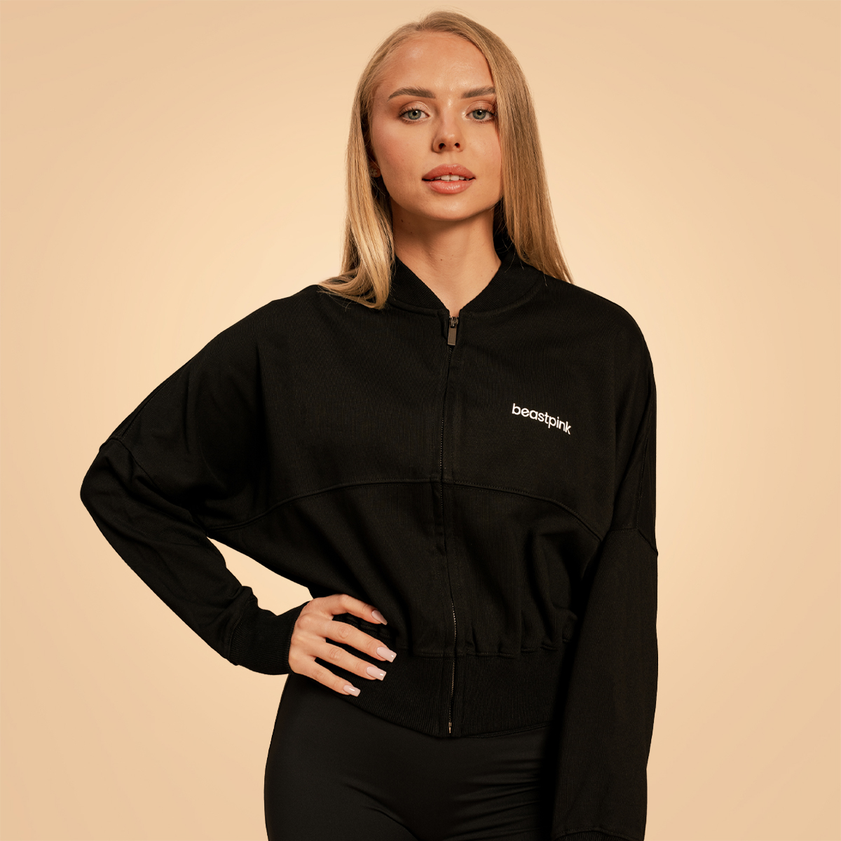 Sweat à capuche zippé pour femmes, couleur noire – BeastPink.