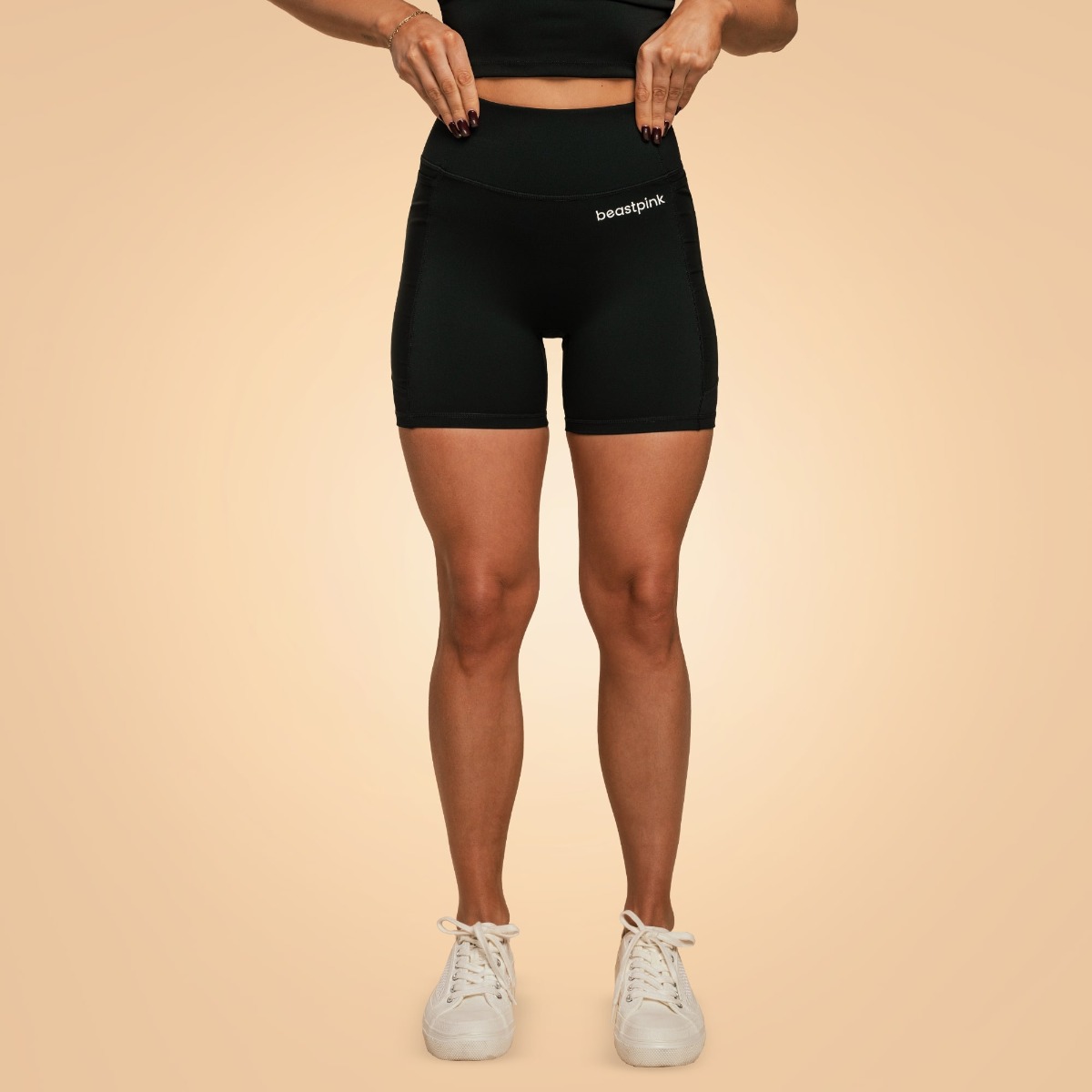 Shorts pour femmes Breeze, couleur noire – BeastPink.
