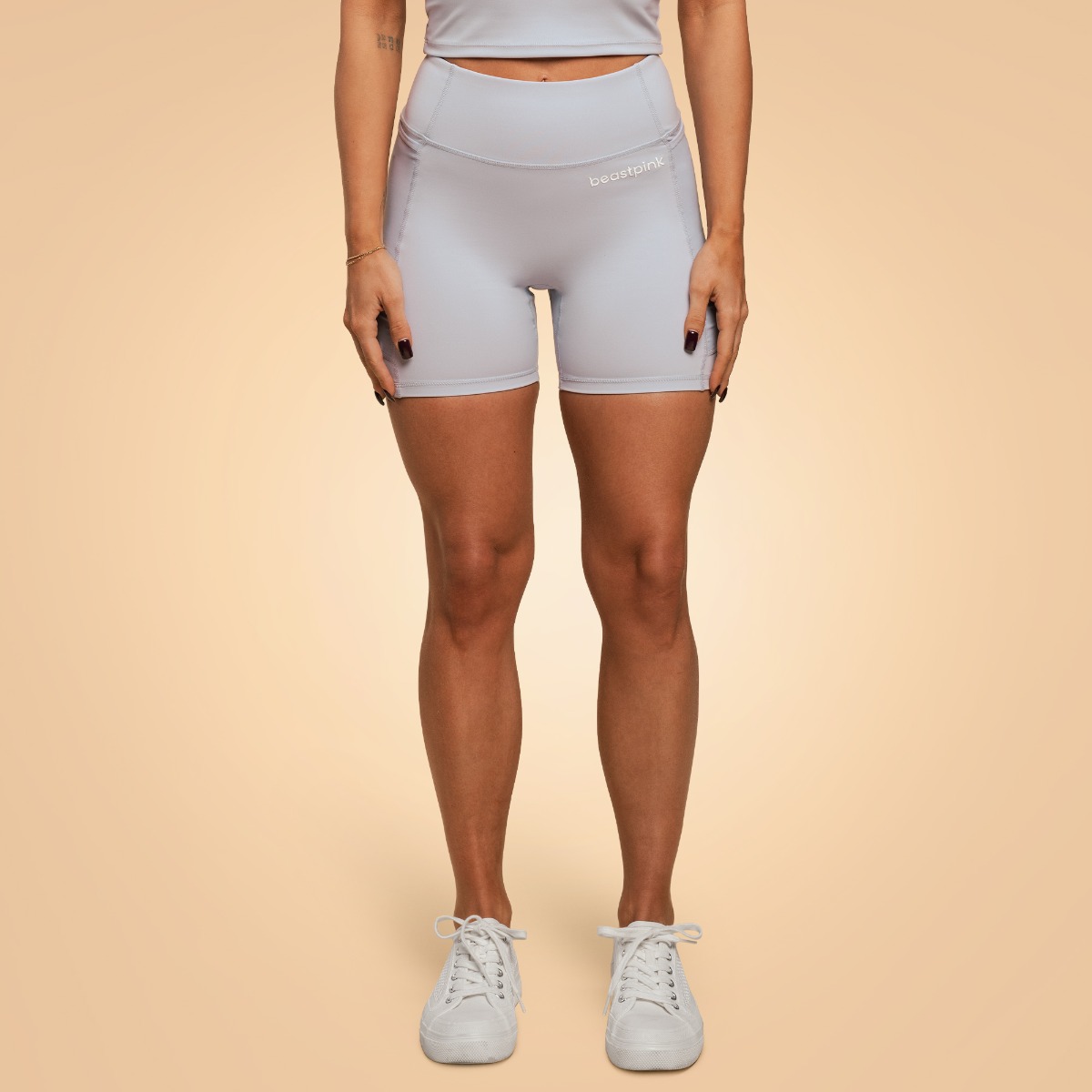 Shorts pour femmes Breeze, couleur Dove - BeastPink.
