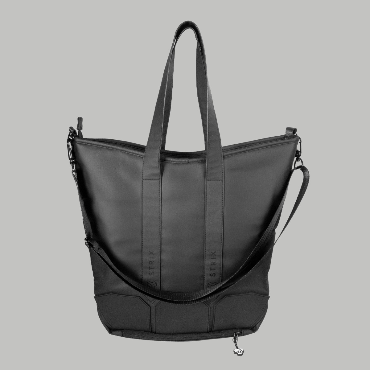 Essential Daily Bag Noir - STRIX