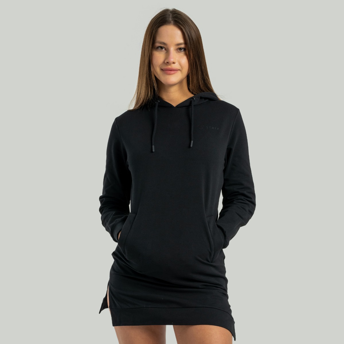 Sweat à capuche long pour femmes, modèle ALPHA, couleur noire - STRIX.