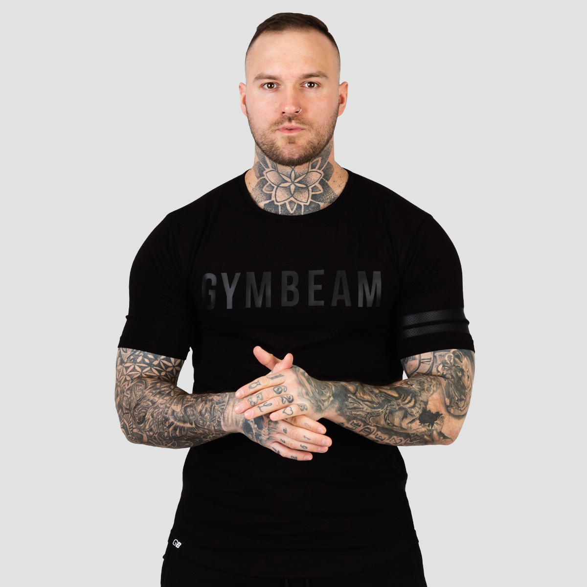 T-shirt rayé noir - GymBeam