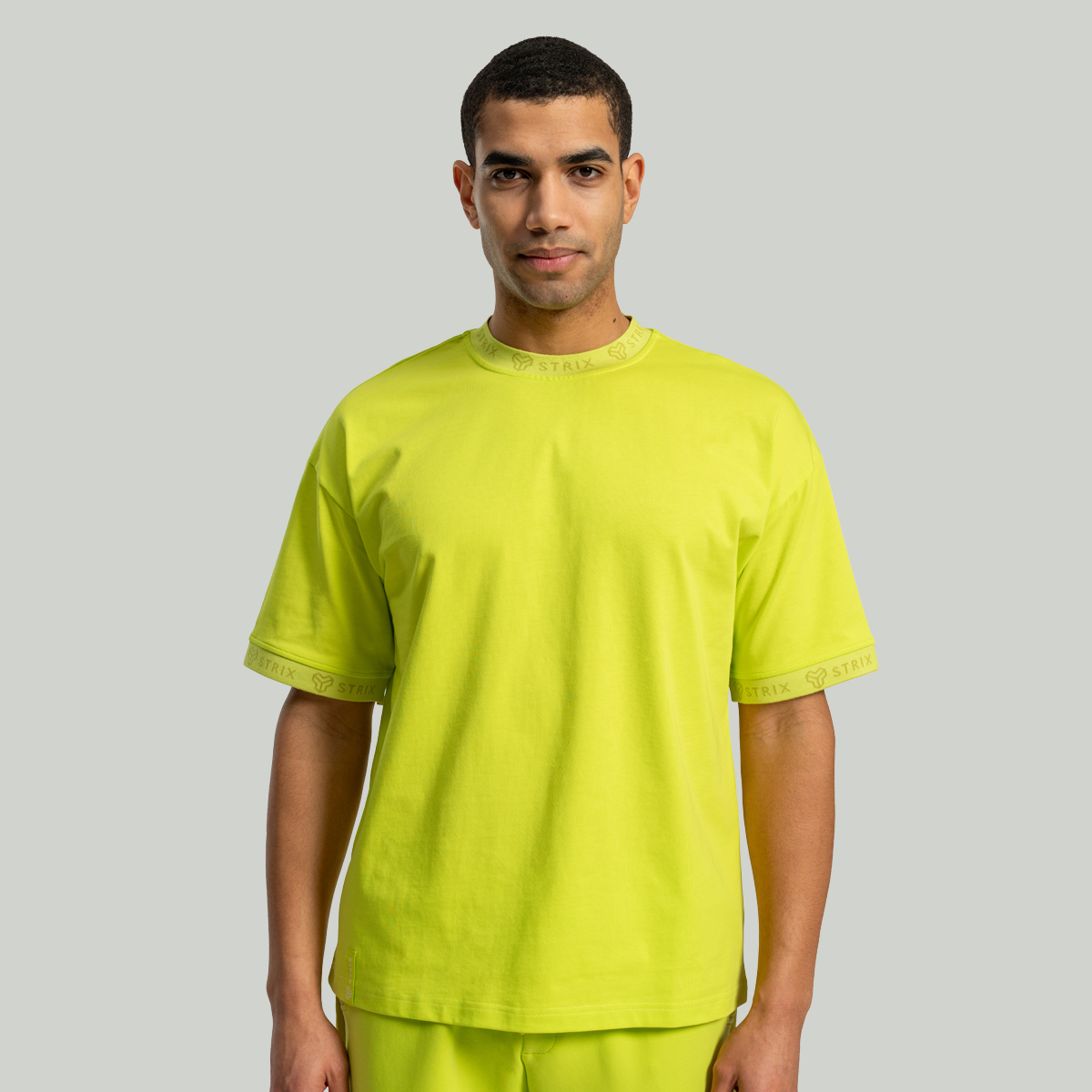 T-shirt oversize, coloris chartreuse – STRIX.