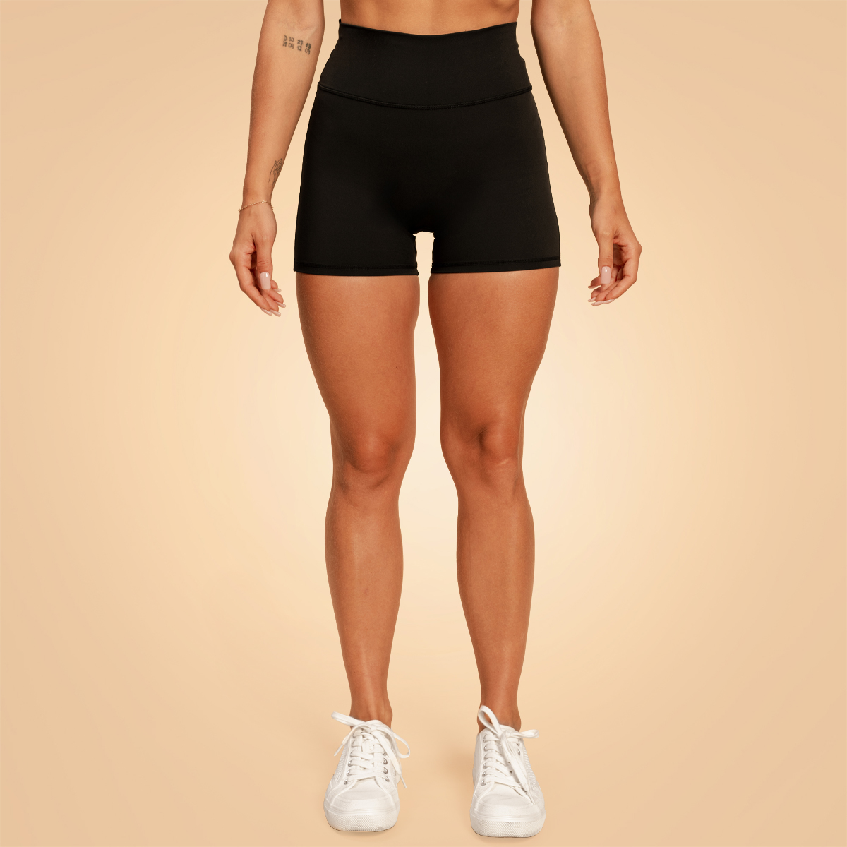 Shorts pour femmes, modèle Sense, couleur noire – BeastPink.