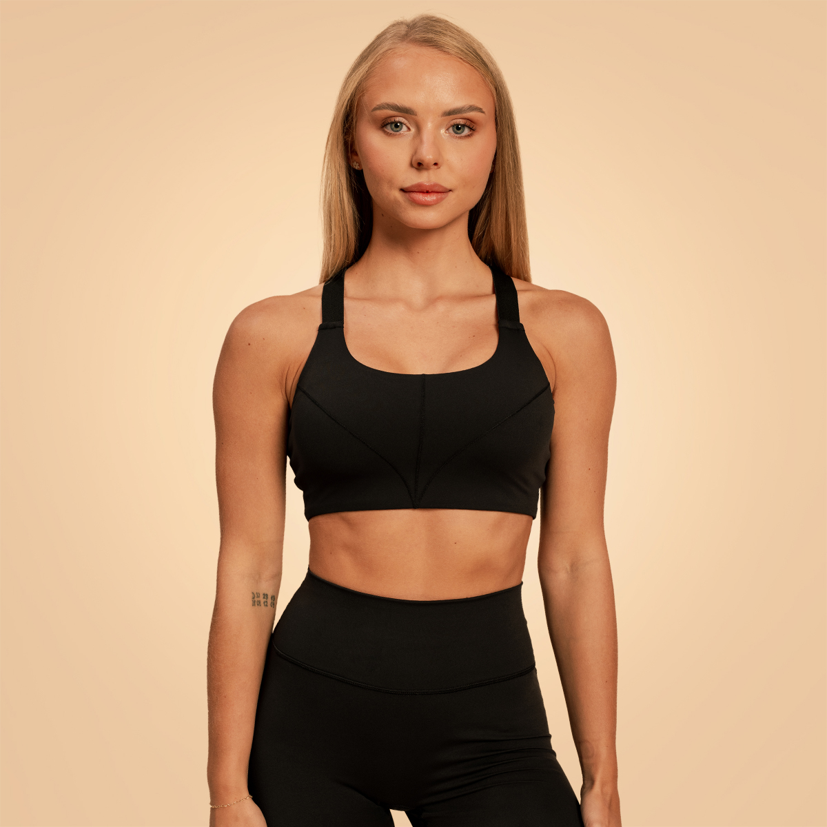 Soutien-gorge de sport Sense Sports, couleur noir – BeastPink.