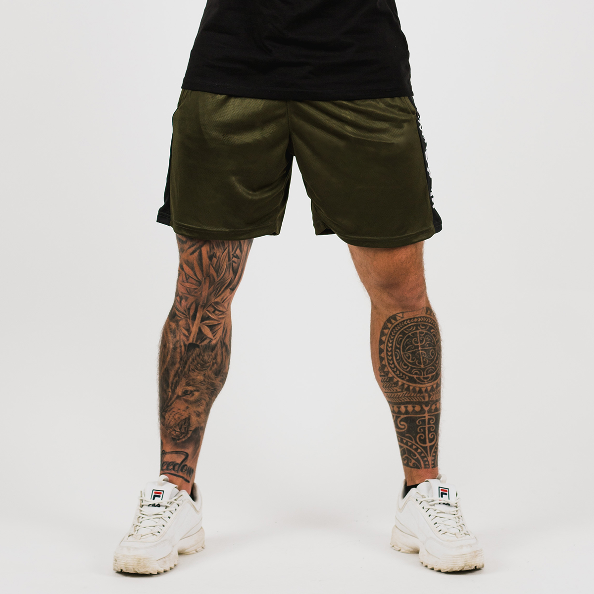 Shorts de sport pour hommes, couleur vert militaire – GymBeam.