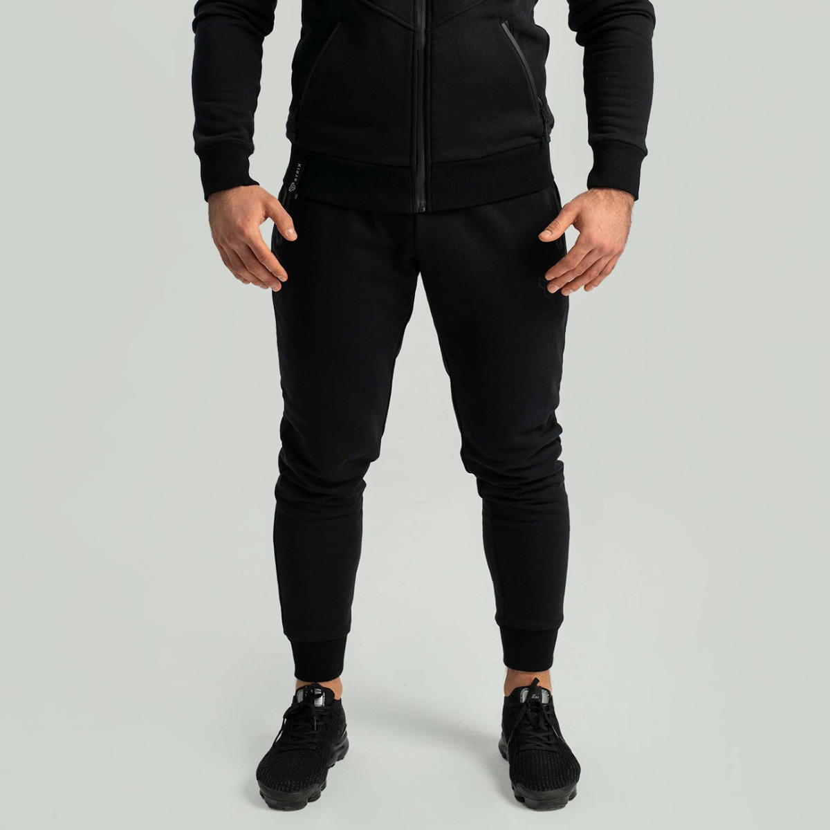 Nova Joggers Noir - STRIX