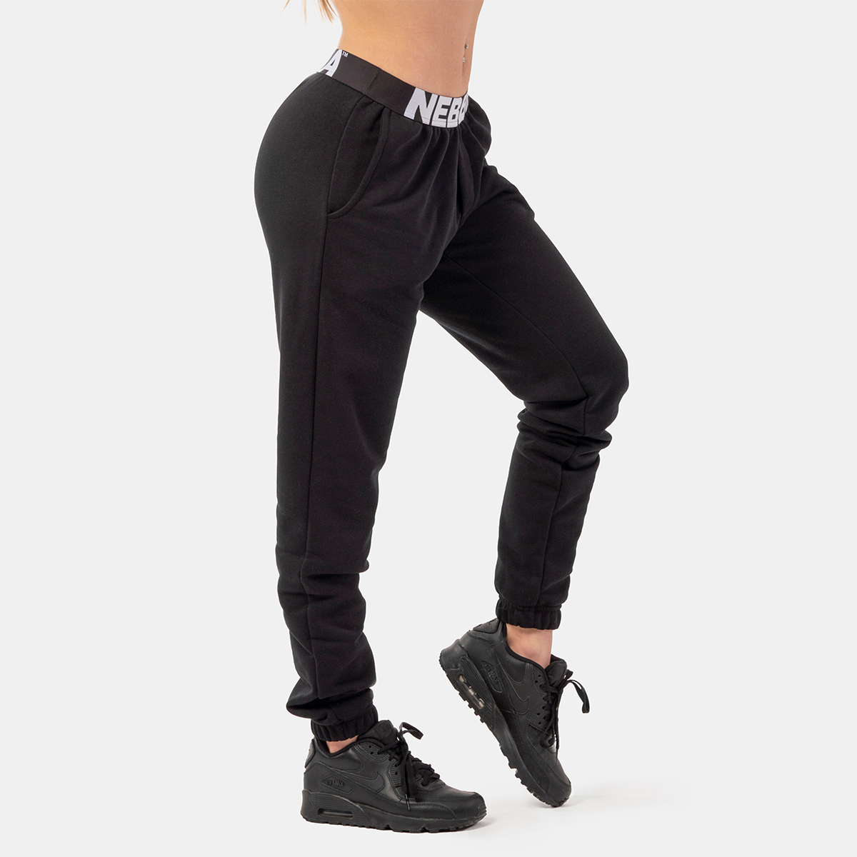 Sweatpants Iconic Mid-Waist Black - NEBBIA
