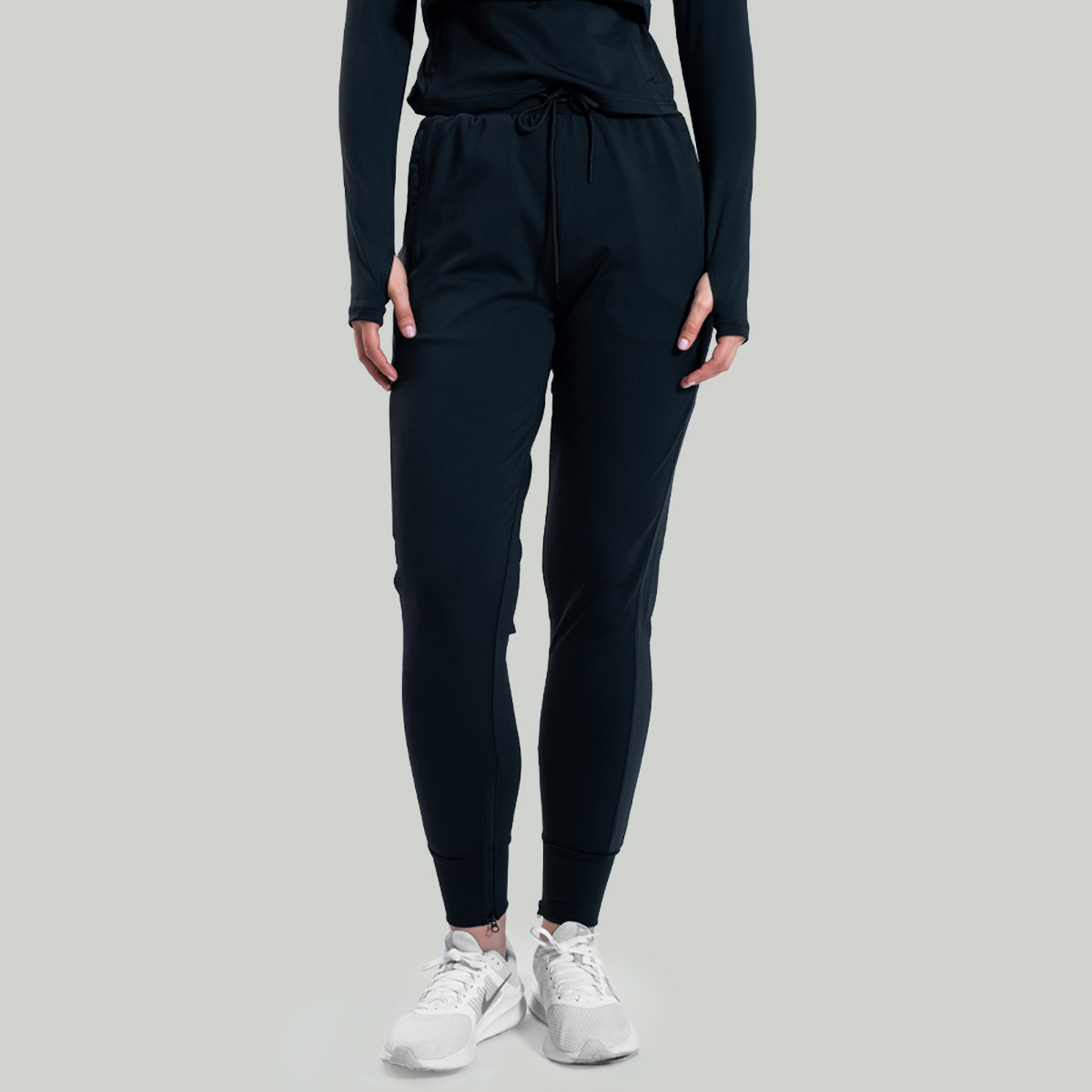 Pantalon de sport pour femmes ULTRA, couleur noire - STRIX.