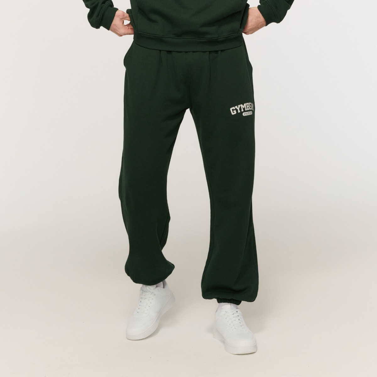 Pantalon de jogging Varsity, couleur vert - GymBeam.