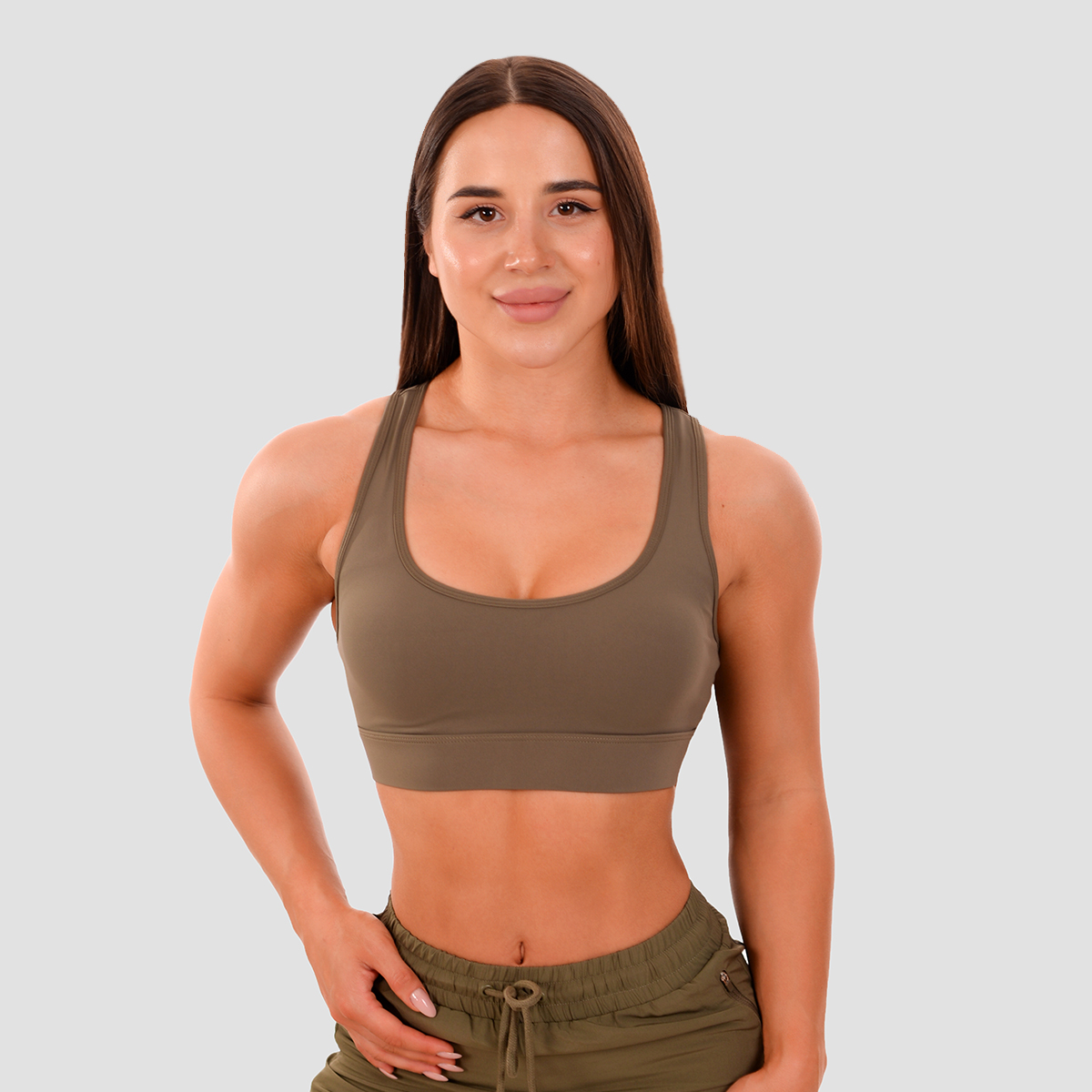Brassière de sport à panneaux en mesh, couleur olive - GymBeam.