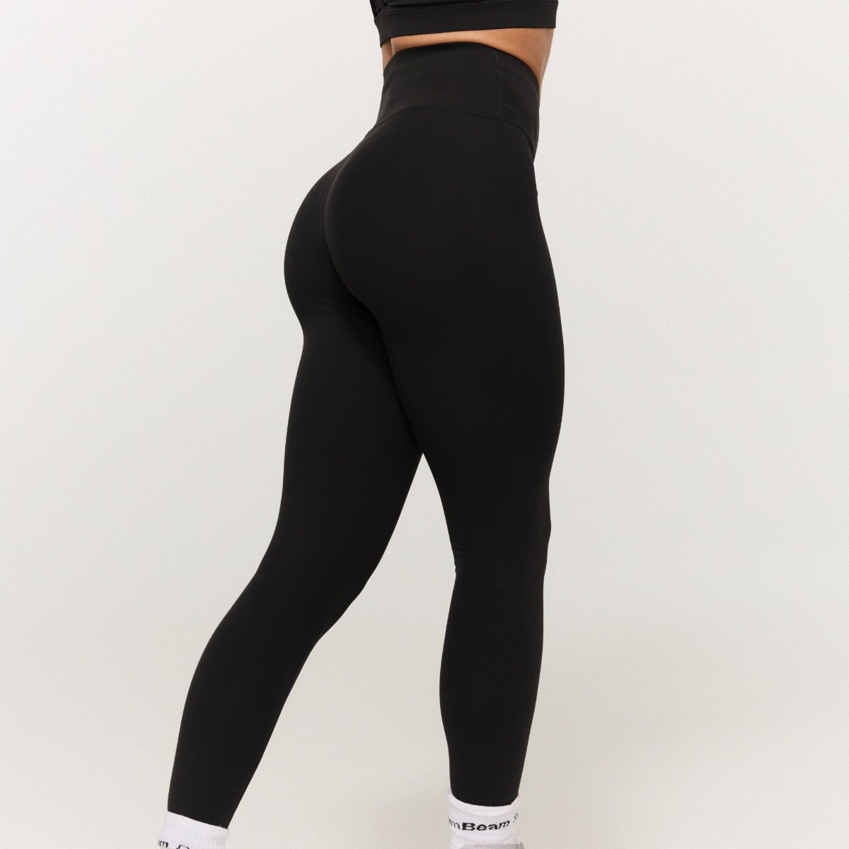Legging pour femmes BEAT, couleur noire - GymBeam.