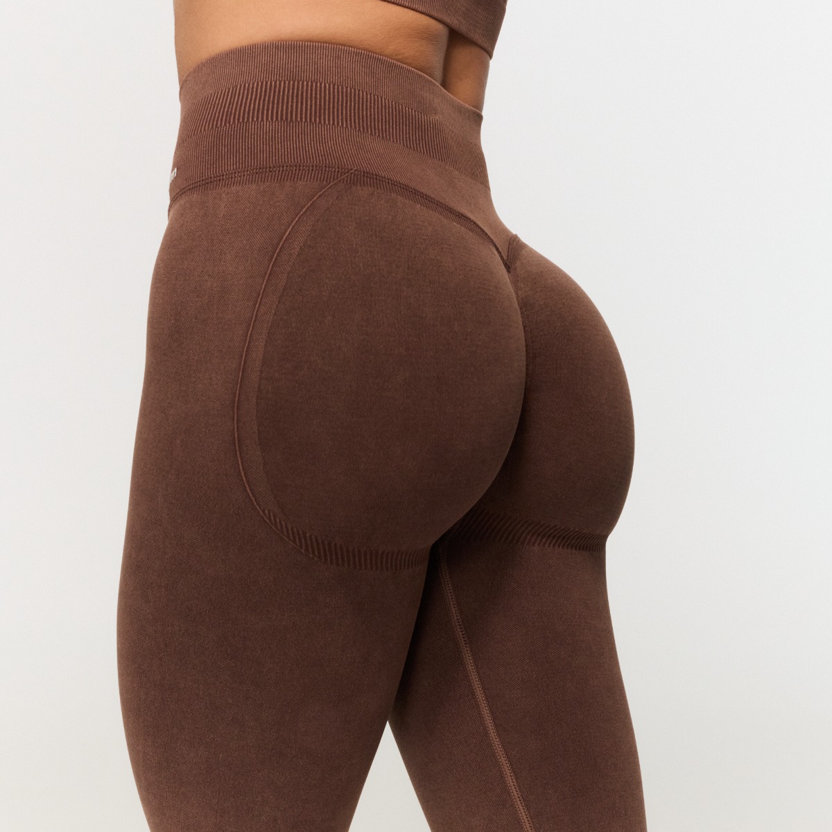 Leggings de sport "Fierce" sans coutures, couleur marron - GymBeam.