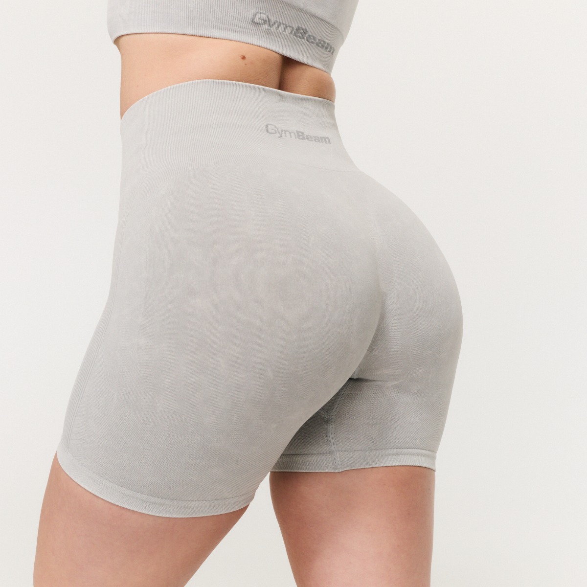 Shorts de sport sans couture pour femmes, couleur gris - GymBeam.