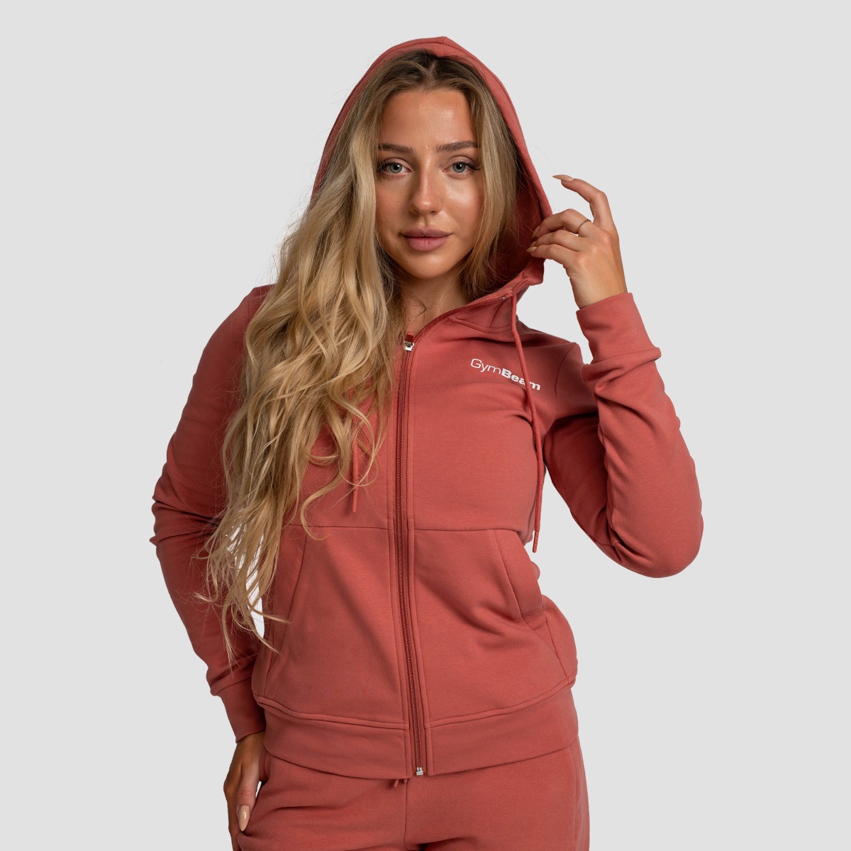 Sweat à capuche zippé pour femmes, modèle Limitless, couleur cannelle - GymBeam.